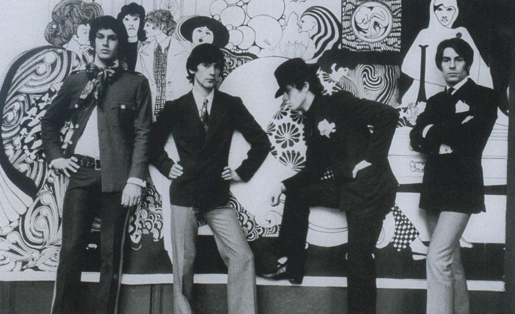 The Evolution of Vintage Fashion: History, Culture & Modern Revival